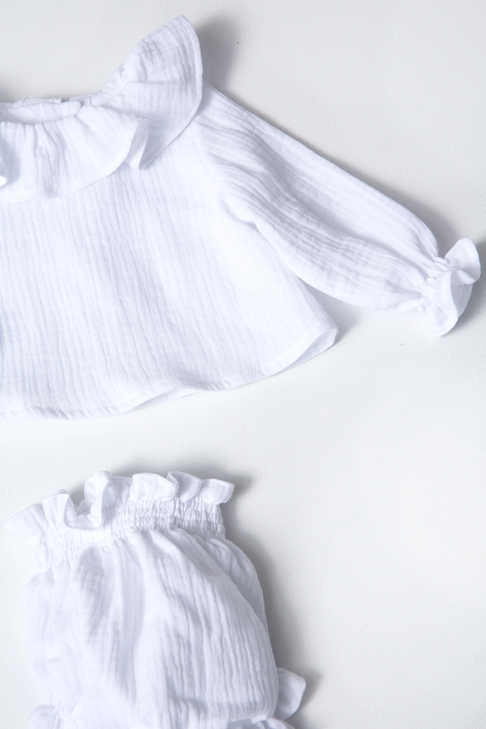 Camisa y culotte bámbula blanco de sweetpea.webp