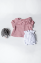 Conjunto verano bámbula rosa de sweetpea.webp
