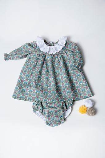 Jesusito Nenúfar hecho con Liberty Fabric